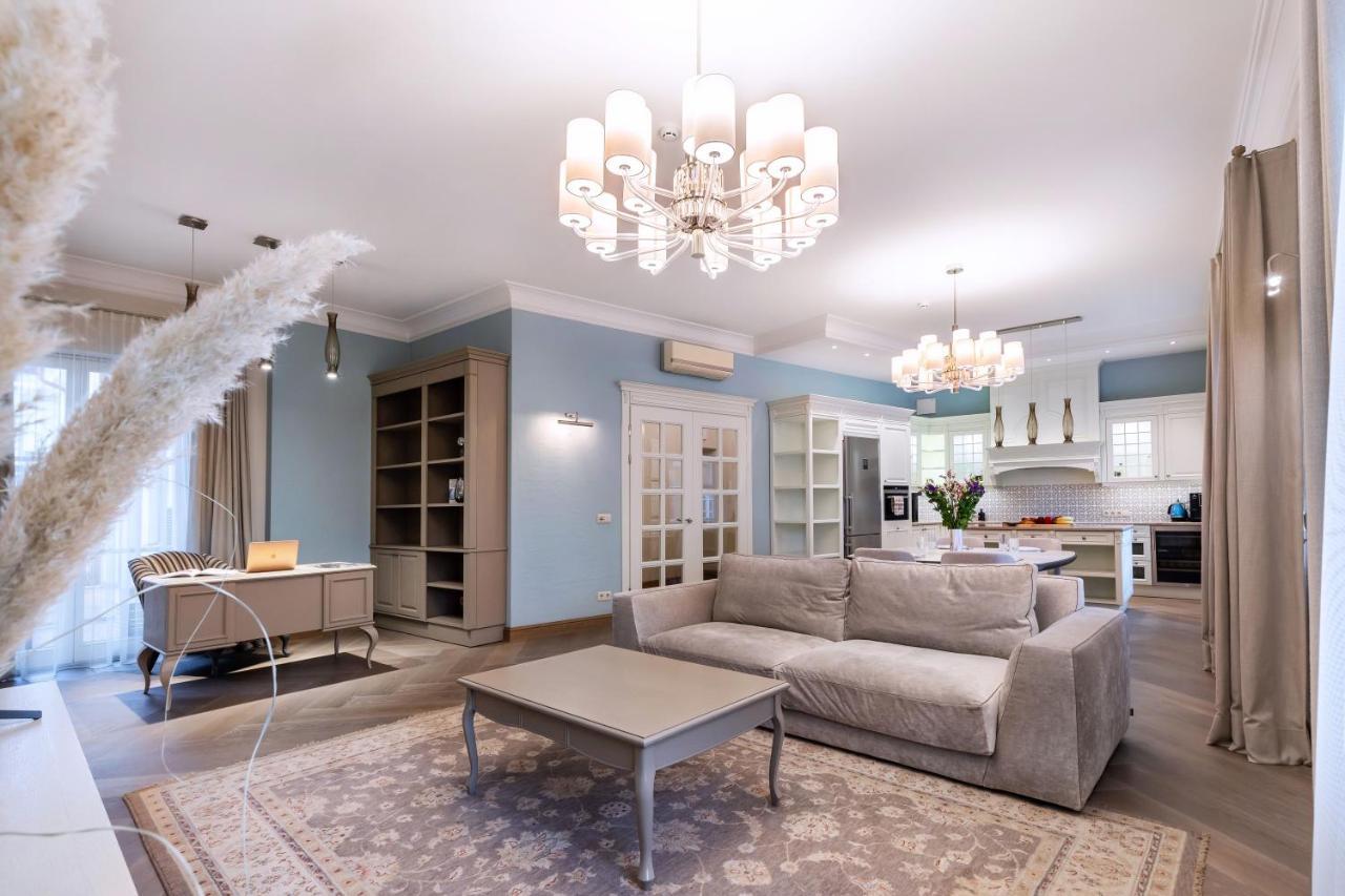Luxury 2Bdr Heart Of Old Town Apartment Вилнюс Екстериор снимка